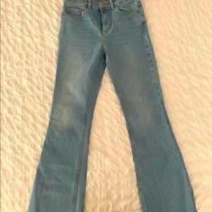 Zara jeans , size 4, ankle cropped